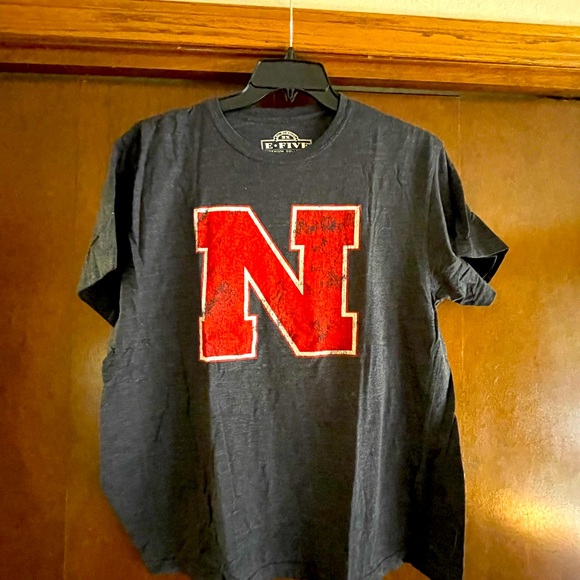 Lot of 3 -XL and 2XL- nebraska Husker tshirts - Picture 1 of 6